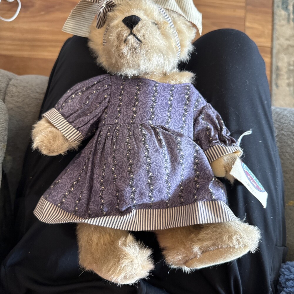 Cottage Collectibles 12" Becky the Bear by Ganz With Hang Tag